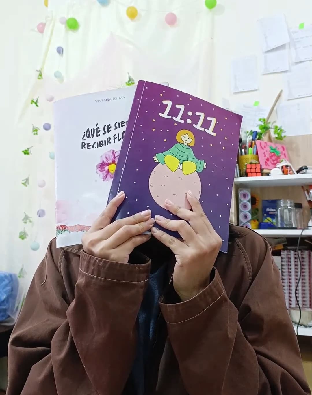 Cuentos: 11:11, ¿Qué se siente recibir flores?